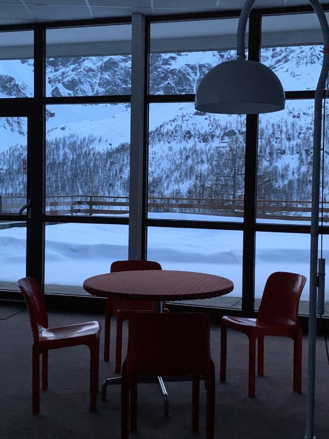 דירות ברויל-קרוויניה Le Petit Refuge Cervinia מראה חיצוני תמונה